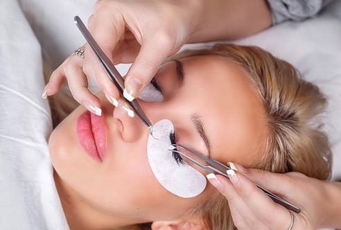 Quels sont les avantages des extensions de cils ?