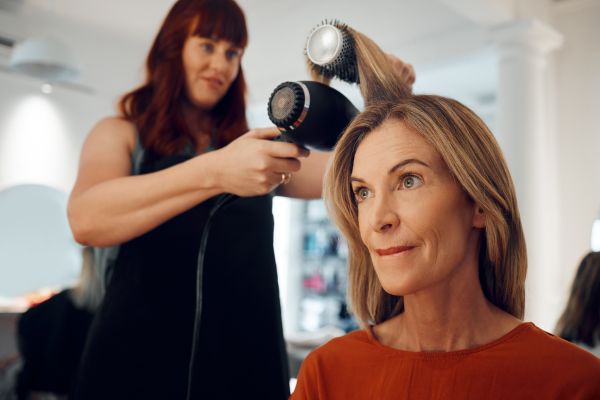 Relooking coiffure pour femme